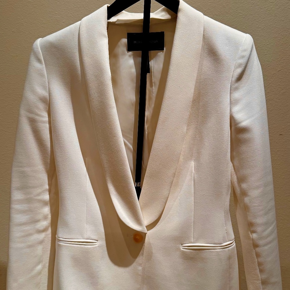 Vintage Y2K BCBG MaxAzria winter-white suit jacket